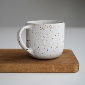 Kleiner Henkelbecher, mattweiss 230ml